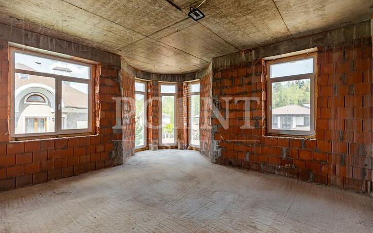 2-этажный коттедж 860 м² без отделки
