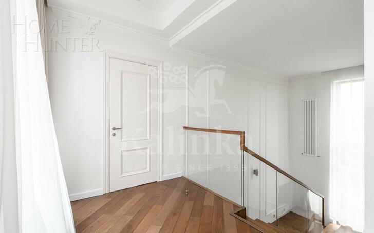 2-этажный коттедж 900 м² с отделкой