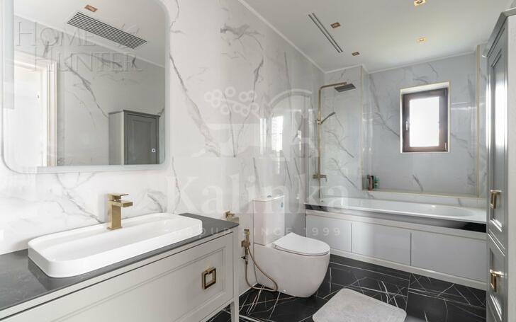 2-этажный коттедж 900 м² с отделкой