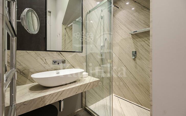 6-КОМН. КВАРТИРА С ОТДЕЛКОЙ 280.3 М² НА 6 ЭТАЖЕ
