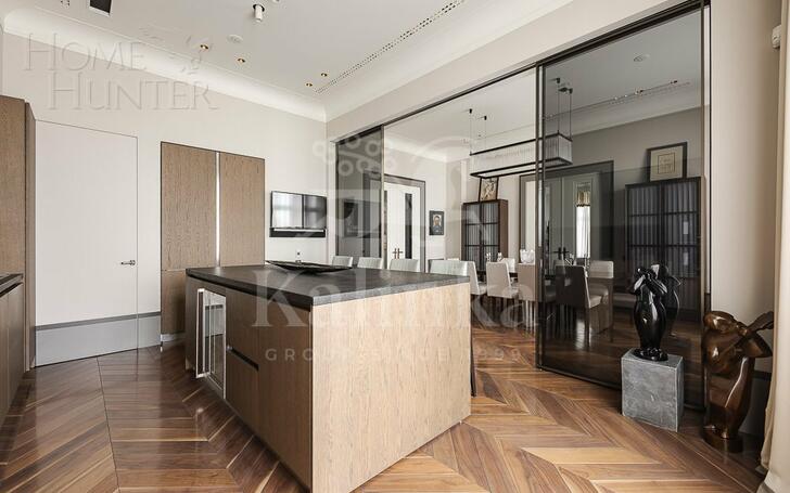 6-КОМН. КВАРТИРА С ОТДЕЛКОЙ 280.3 М² НА 6 ЭТАЖЕ