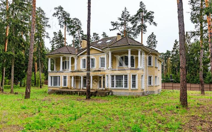 2-этажный коттедж 791 м² без отделки