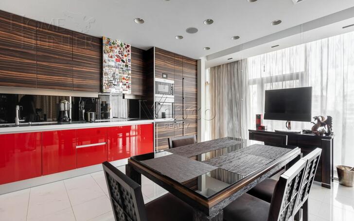 3-КОМН. КВАРТИРА С ОТДЕЛКОЙ 177.5 М² НА 7 ЭТАЖЕ