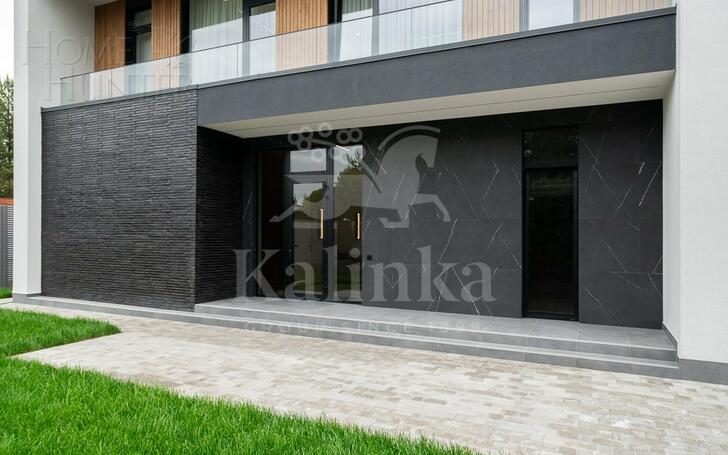 2-этажный коттедж 604 м² с отделкой