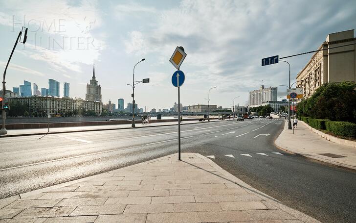 3-КОМН. КВАРТИРА С ОТДЕЛКОЙ 125 М² НА 4 ЭТАЖЕ