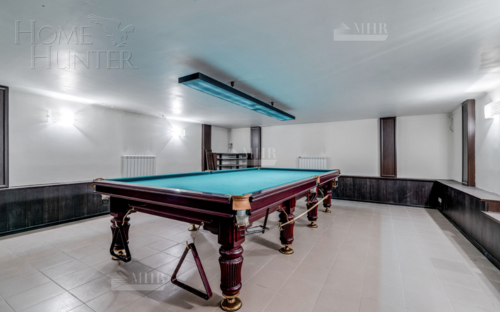 3-этажный коттедж 600 м² с отделкой