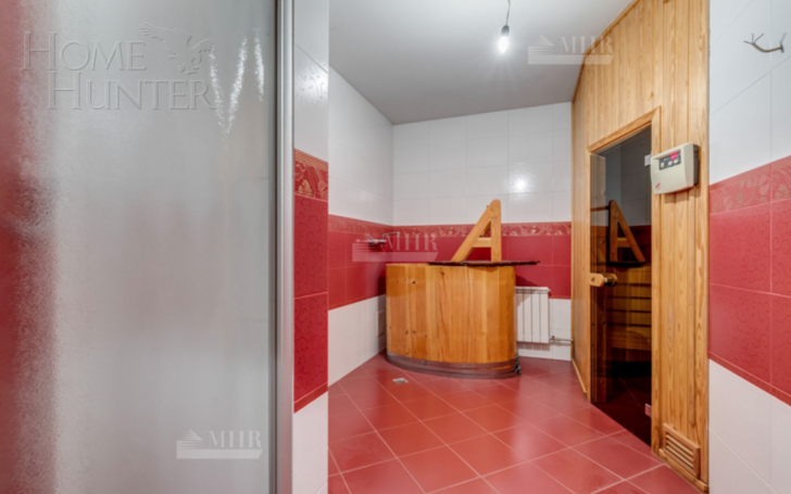 3-этажный коттедж 600 м² с отделкой