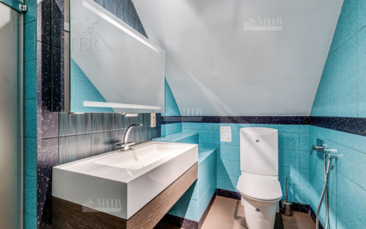 3-этажный коттедж 600 м² с отделкой