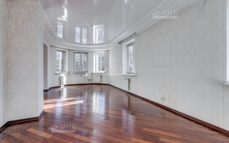 3-этажный коттедж 600 м² с отделкой