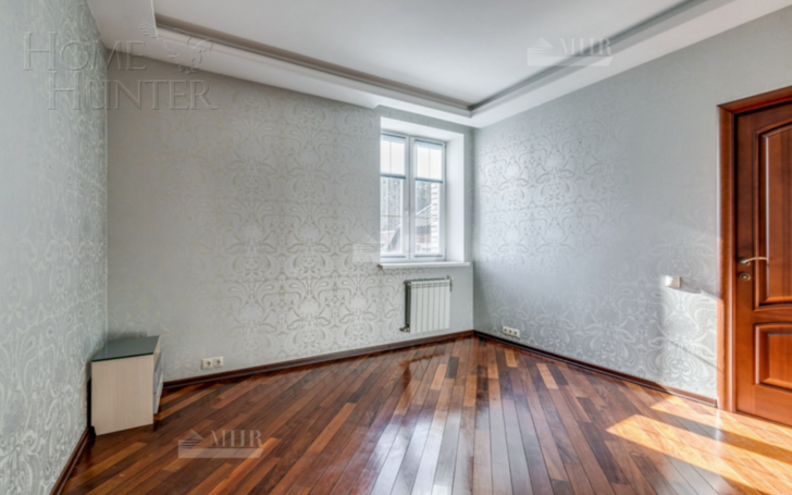 3-этажный коттедж 600 м² с отделкой