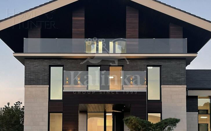 3-этажный коттедж 1 770 м² без отделки
