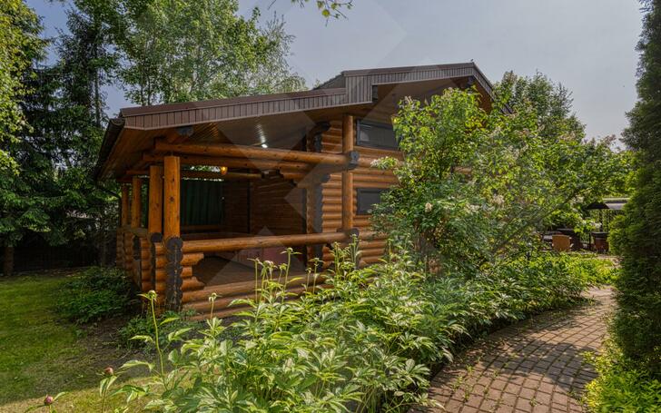 2-этажный коттедж 640 м² с отделкой