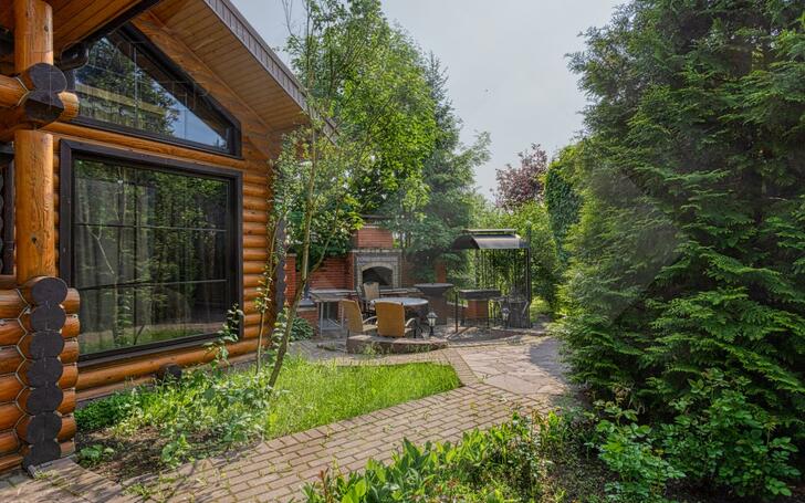 2-этажный коттедж 640 м² с отделкой