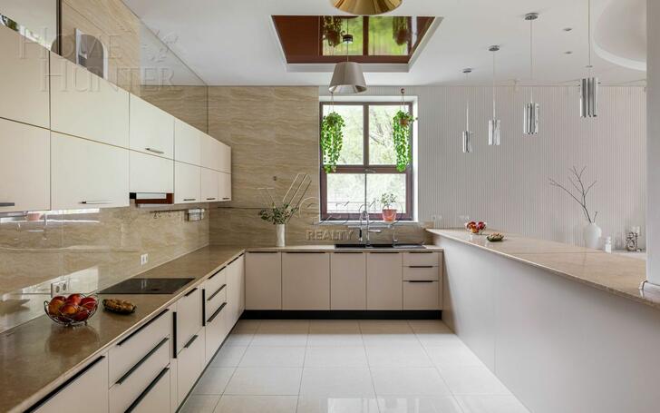 2-этажный коттедж 430 м² с отделкой