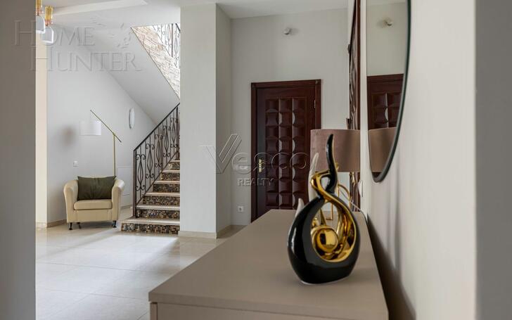 2-этажный коттедж 430 м² с отделкой