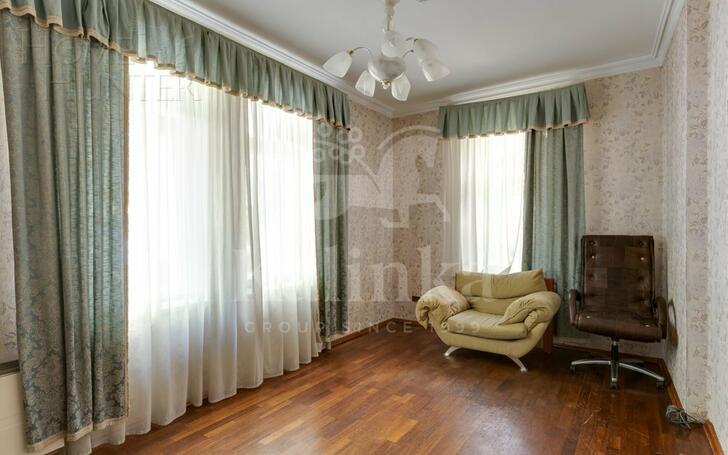2-этажный коттедж 650 м² с отделкой