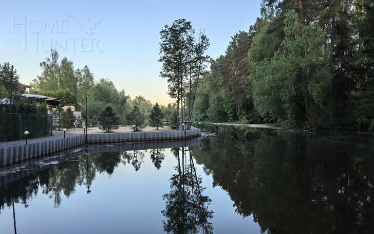 2-этажный коттедж 550 м² без отделки