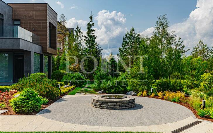 2-этажный коттедж 950 м² с отделкой