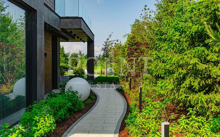 2-этажный коттедж 950 м² с отделкой