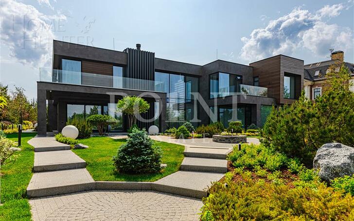 2-этажный коттедж 950 м² с отделкой