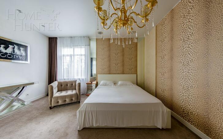 2-этажный коттедж 240 м² с отделкой