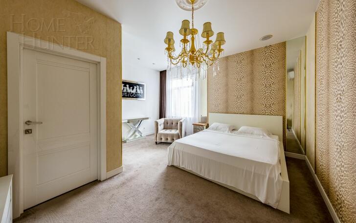 2-этажный коттедж 240 м² с отделкой