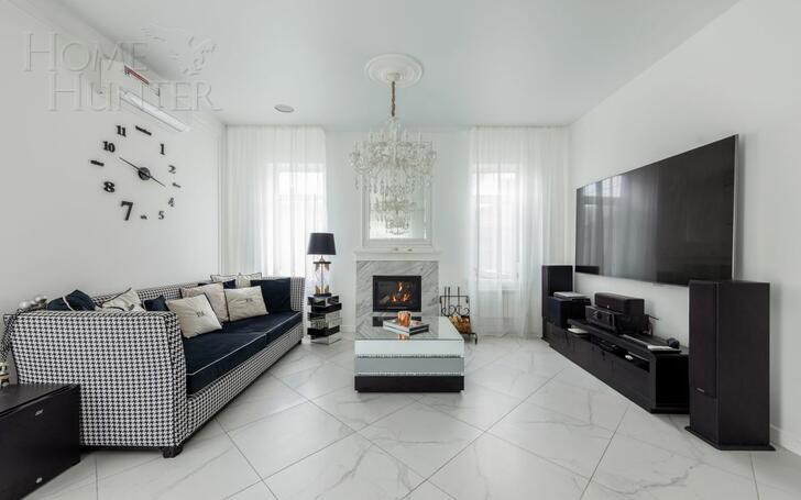 2-этажный коттедж 240 м² с отделкой