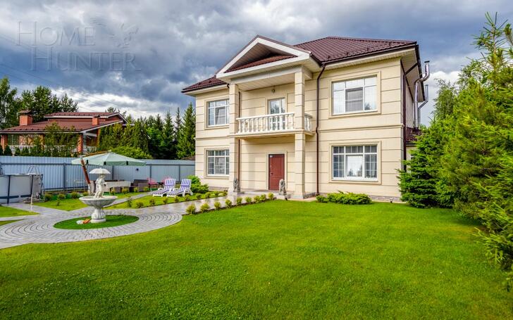 2-этажный коттедж 240 м² с отделкой