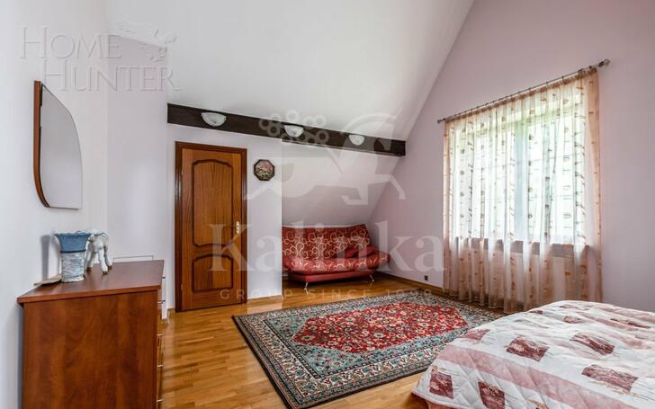 3-этажный коттедж 1 233 м² с отделкой