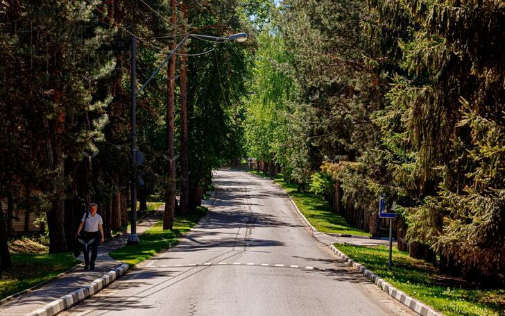 5-КОМН. КВАРТИРА С ОТДЕЛКОЙ 220.3 М² НА 2 ЭТАЖЕ