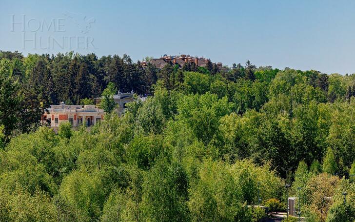 5-КОМН. КВАРТИРА С ОТДЕЛКОЙ 220.3 М² НА 2 ЭТАЖЕ
