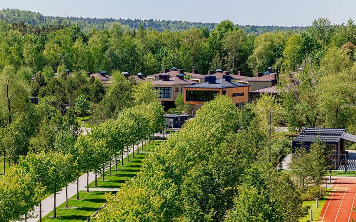 5-КОМН. КВАРТИРА С ОТДЕЛКОЙ 220.3 М² НА 2 ЭТАЖЕ