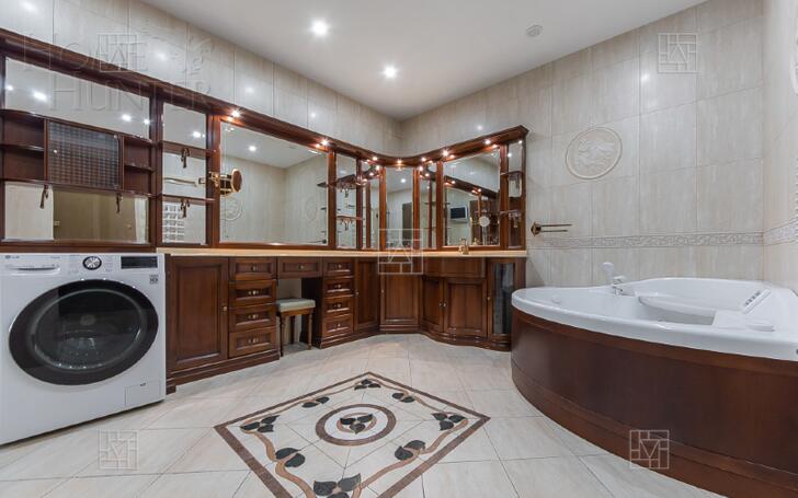 4-КОМН. КВАРТИРА С ОТДЕЛКОЙ 201.4 М² НА 13 ЭТАЖЕ