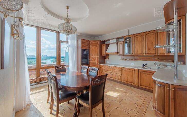 4-КОМН. КВАРТИРА С ОТДЕЛКОЙ 201.4 М² НА 13 ЭТАЖЕ