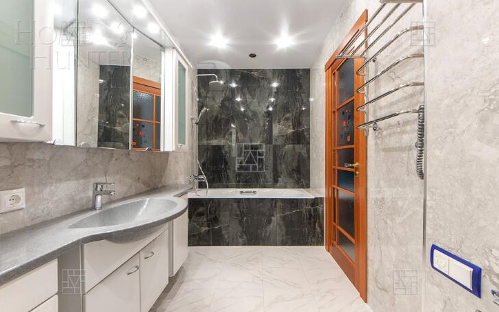 4-КОМН. КВАРТИРА С ОТДЕЛКОЙ 201.4 М² НА 13 ЭТАЖЕ