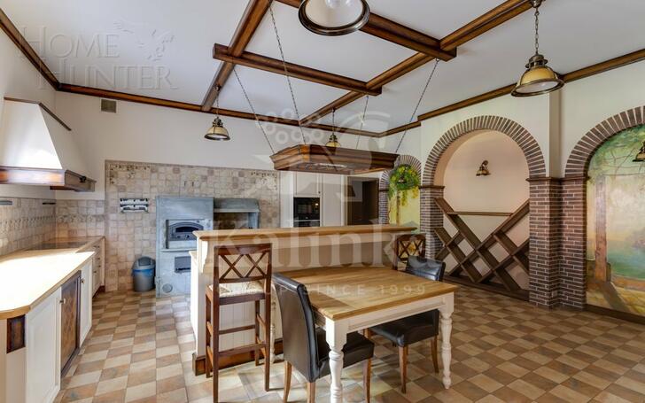 2-этажный коттедж 541.5 м² с отделкой