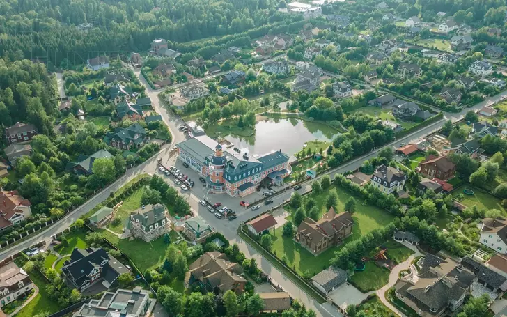 2-этажный коттедж 310 м² с отделкой