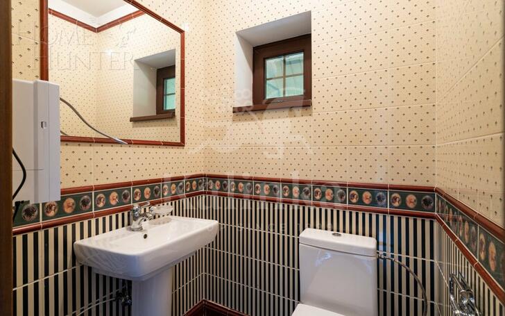 2-этажный коттедж 541.5 м² с отделкой