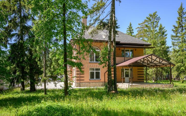 2-этажный коттедж 383 м² с отделкой