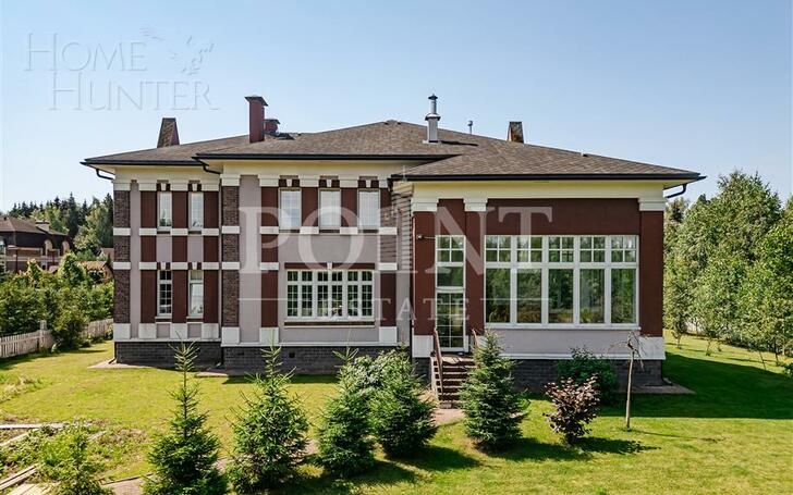 2-этажный коттедж 350 м² с отделкой