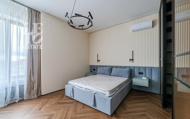2-этажный коттедж 300 м² с отделкой