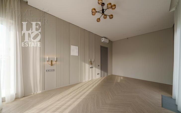 2-этажный коттедж 242.4 м² с отделкой