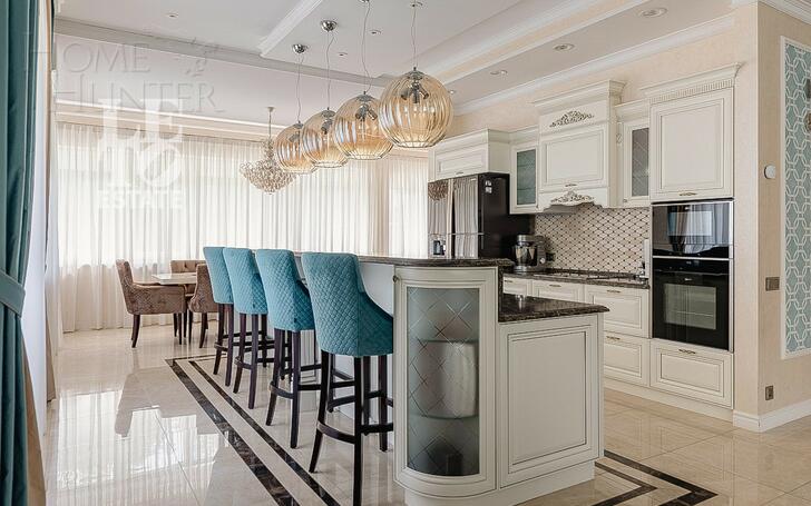 2-этажный коттедж 700 м² с отделкой