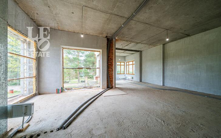 2-этажный коттедж 1 000 м² без отделки
