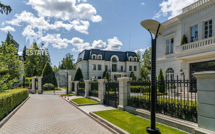 2-этажный коттедж 462 м² с отделкой