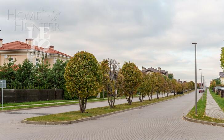 2-этажный коттедж 320 м² с отделкой