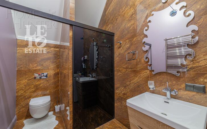 3-этажный коттедж 1 200 м² с отделкой
