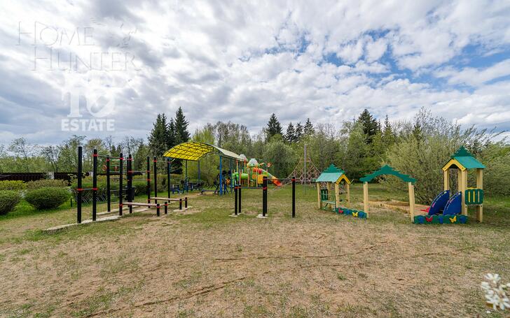 2-этажный коттедж 340 м² с отделкой