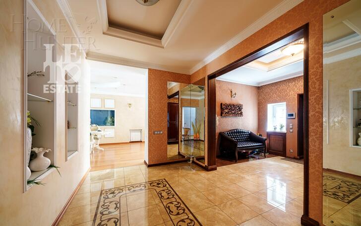 2-этажный коттедж 680 м² с отделкой