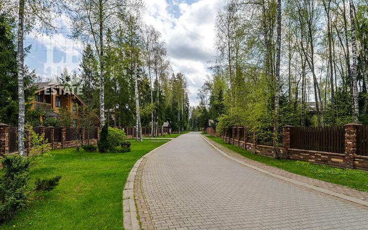 2-этажный коттедж 420 м² с отделкой